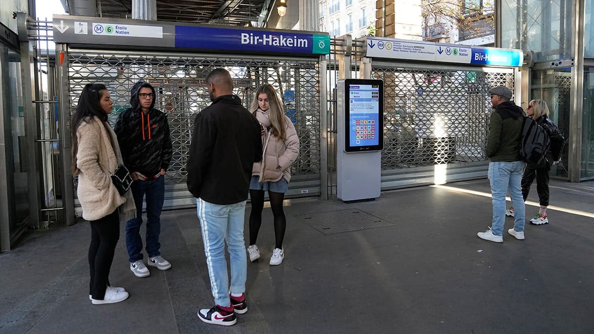 Paris Metro workers strike for wage hike, disrupt commutes